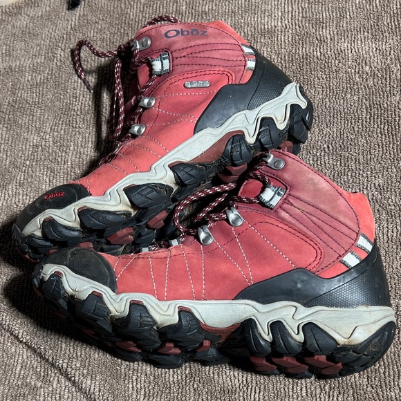 OBOZ Red Hiking Boots, 8.5 - Picture 3 of 8
